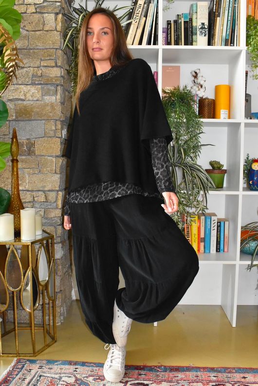 Tiby Funnel Neck Layering Top Leopard Black